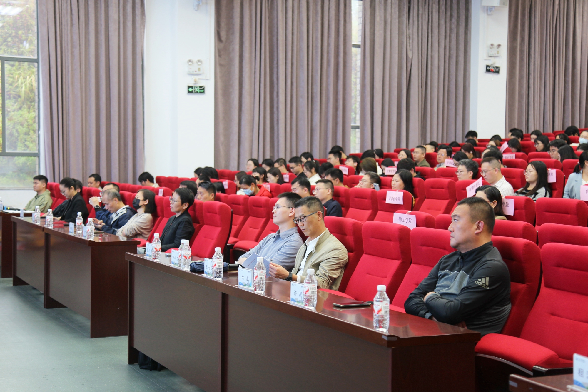 a4aeb419c96349749ebeade4d911f657.jpg a4aeb419c96349749ebeade4d911f657.jpg