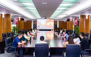 踔厉奋发 勇毅前行 团结奋斗——美加墨世界杯官网组织师生收听收看中国共产党第二十次全国代表大会开幕会