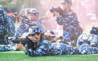 【原声现场】美加墨世界杯官网2022级学生军训——战术演练