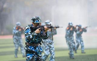 现场回顾 | 美加墨世界杯官网2023级学生军训总结大会！