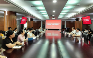 世界杯官网召开深入贯彻中央八项规定精神学习教育培训（年轻干部专场）暨新一届基层党组织支委培训会