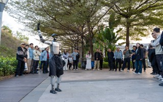 炸场！宇树+粤港澳AI学术大咖空降世界杯官网！