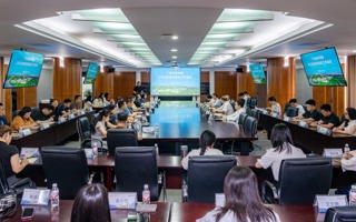 学校召开2026年招生就业工作会议